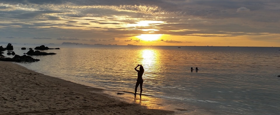 duge stranice za upoznavanje na plaži