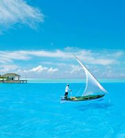 Holiday Island Resort Spa Maldivi 2