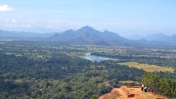 Sri Lanka - Sigiriya - Lavlja - stena - rusevine - kraljevstvo
